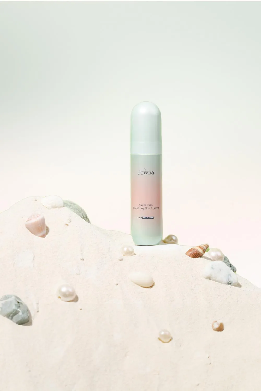 Marine Pearl Revitalizing Glow Essence